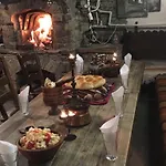 Bazoteva House Vendégház 3*