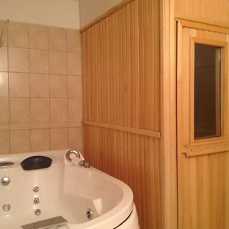 Pensjonat Bazoteva House Kovačevica